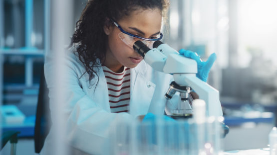 Medical,Science,Laboratory:,Portrait,Of,Beautiful,Black,Scientist,Looking,Under